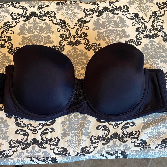 Vanity Fair Black Strapless Bra - Picture 1 of 6